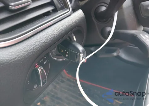 2018 Porsche Macan из США, поврежденный, VIN WP1AA2A50JLB23951